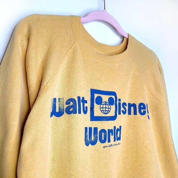 ⚡️SOLD⚡️ vintage 70's rare walt disney world gusset sweatshirt - size small - Picture 9 of 9